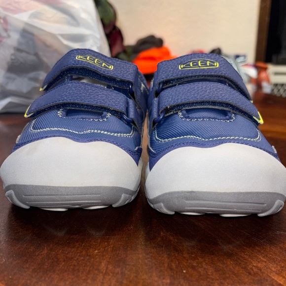 KEEN Kids' Navy and Gray Sneakers - Picture 2 of 5